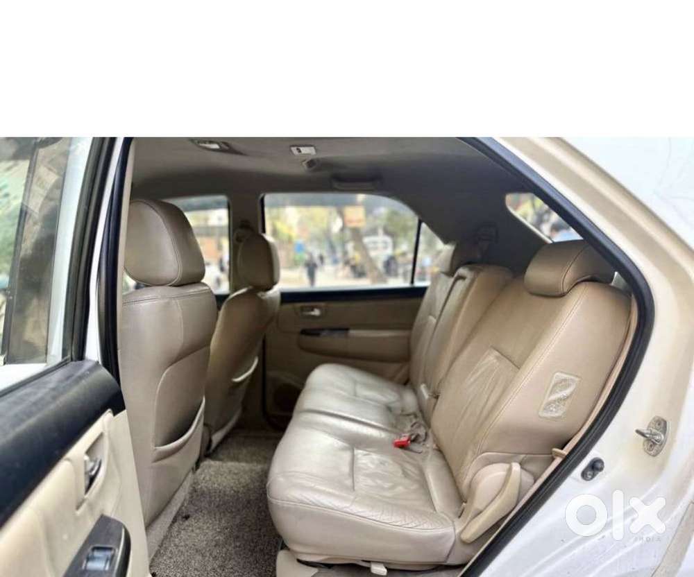 Toyota Fortuner 2011-2016 4x2 At, 2014, Diesel