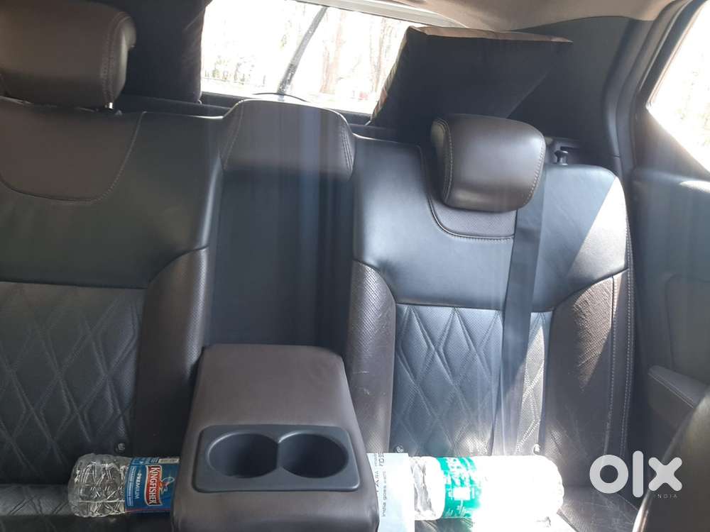 Nissan Kicks Xv Premium (o) 2019 Dual Tone   Diesel Well Maintained