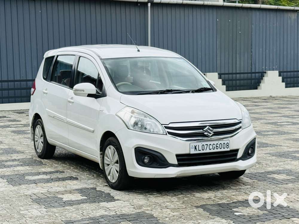 Maruti Suzuki Ertiga Vxi At Petrol, 2016, Petrol