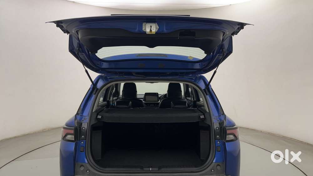 Maruti Suzuki Brezza Zxi Plus At, 2022, Petrol