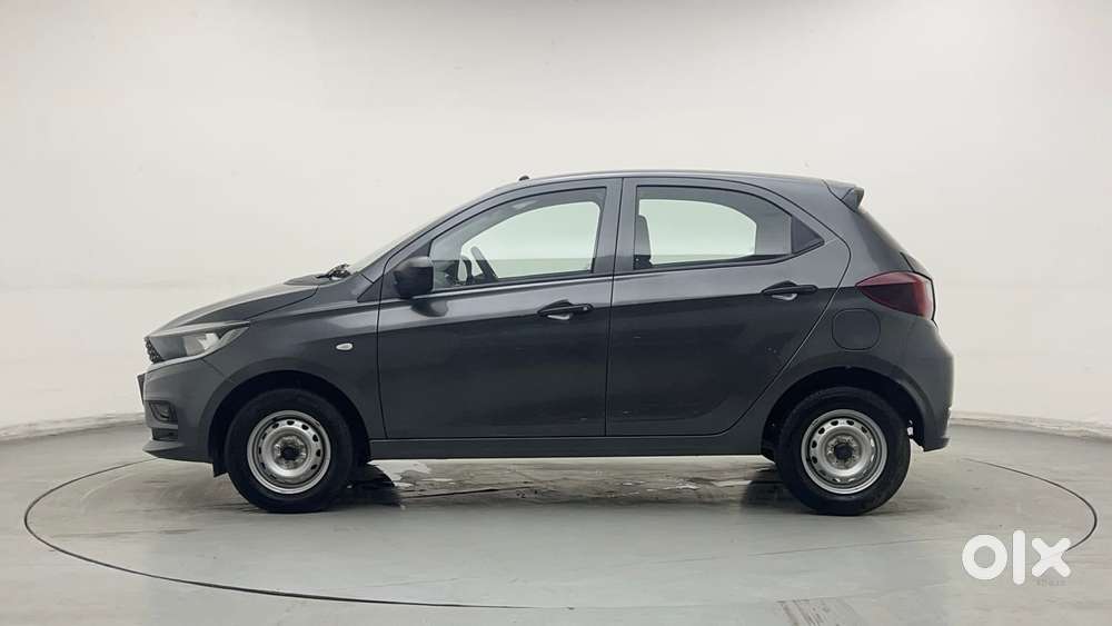 Tata Tiago Xe, 2024, Petrol