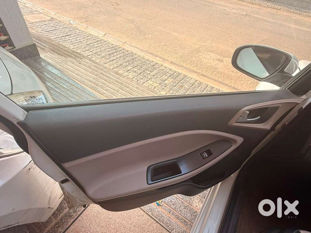 Hyundai Elite I20 2019 68300 Km Driven