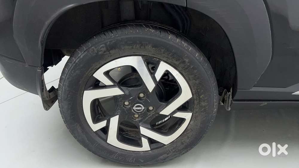 Nissan Magnite 1.0 Xv, 2022, Petrol