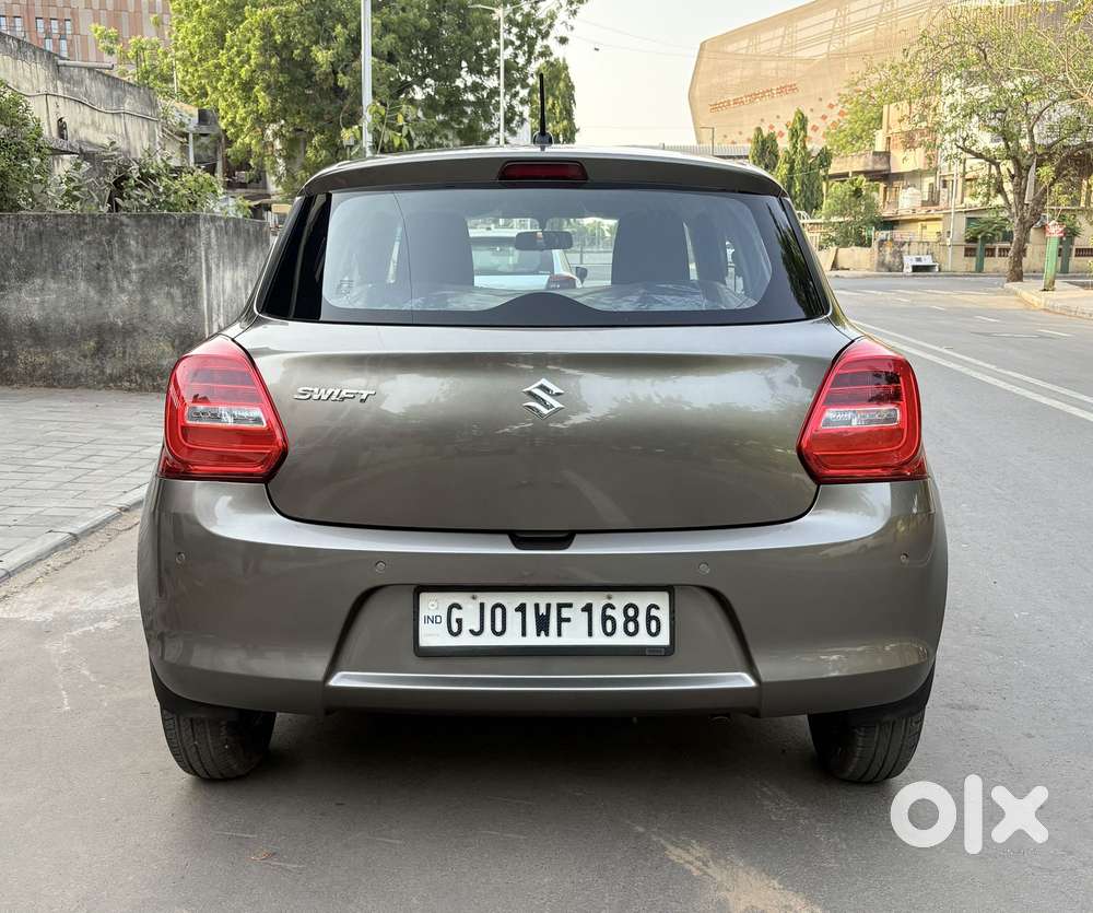 Maruti Suzuki Swift Vxi + Manual, 2022, Petrol