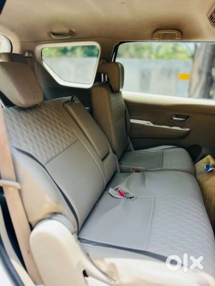 Maruti Suzuki Ertiga 1.5 Vxi, 2022, Petrol