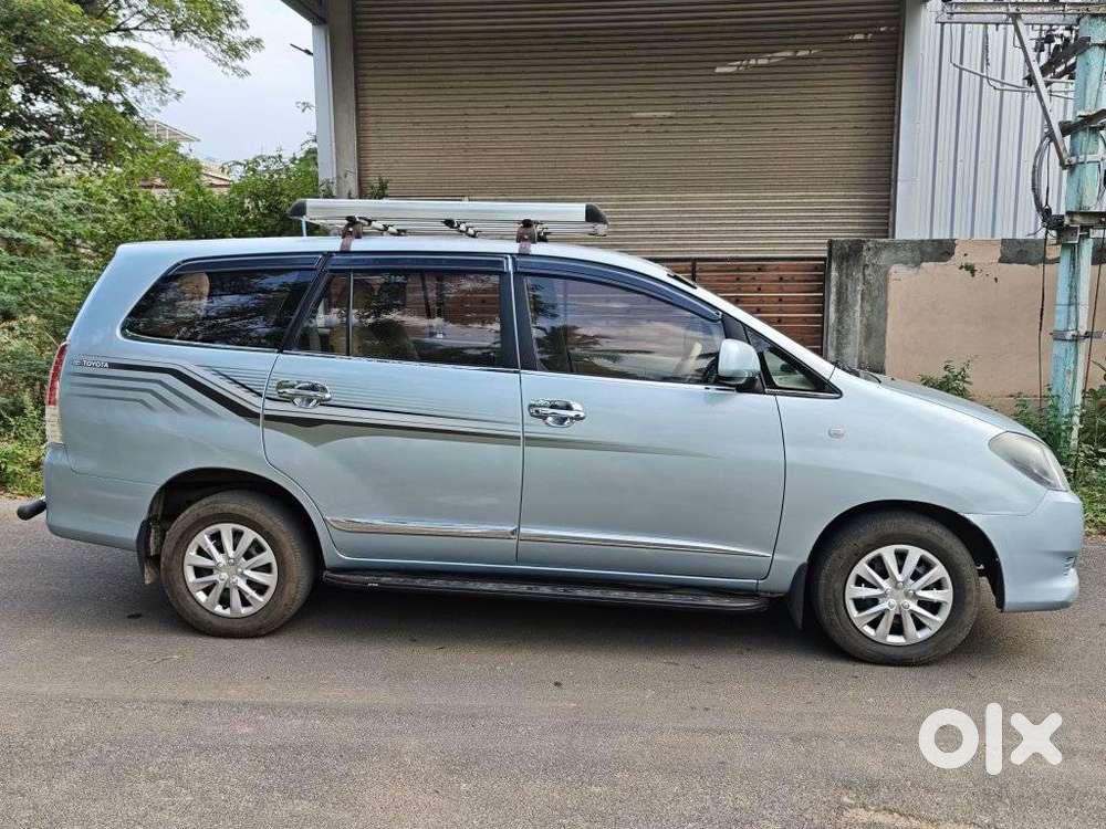 Toyota Innova 2.5 G (diesel) 7 Seater, 2011, Diesel