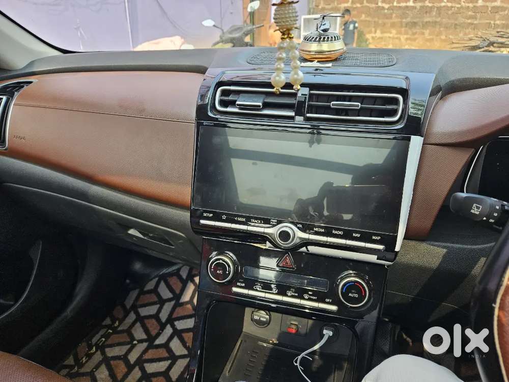 Hyundai Alcazar 3 Petrol Well Maintained