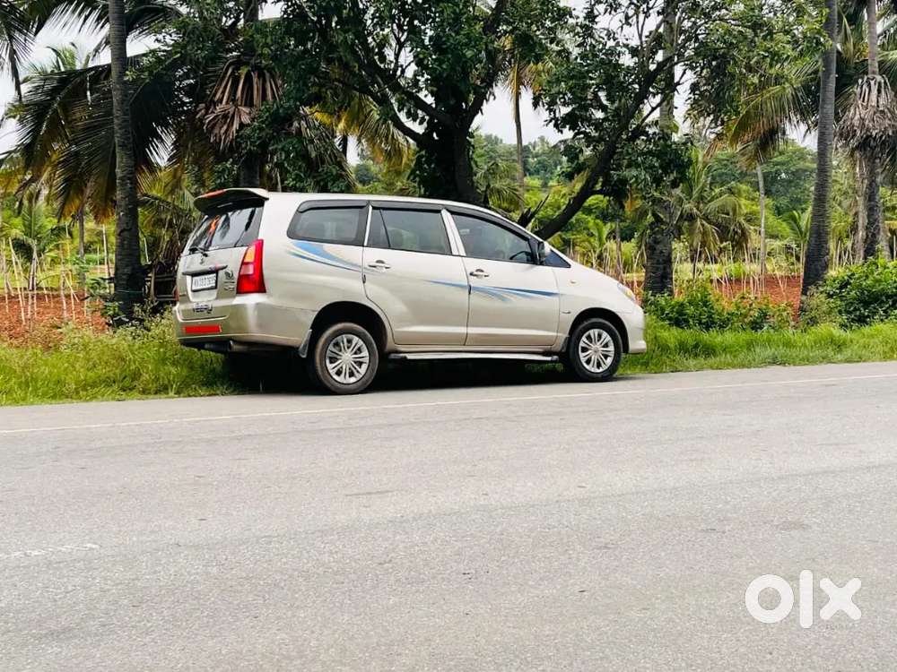 Toyota Innova 2.5g 2009 Diesel