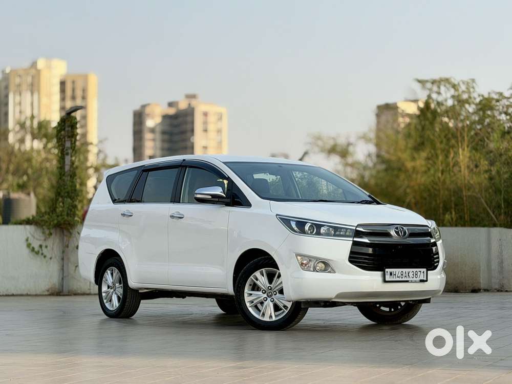 Toyota Innova Crysta