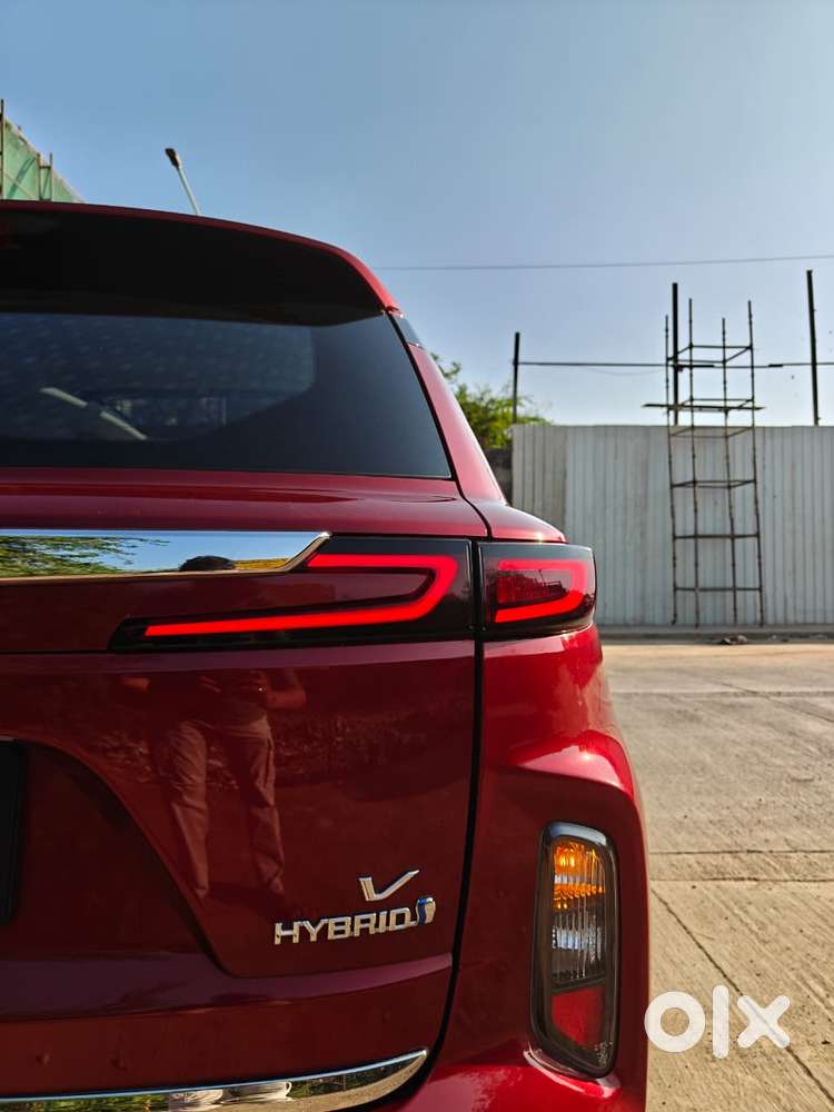 Toyota Urban Cruiser Hyryder 7 Seater V At Awd, 2023, Petrol