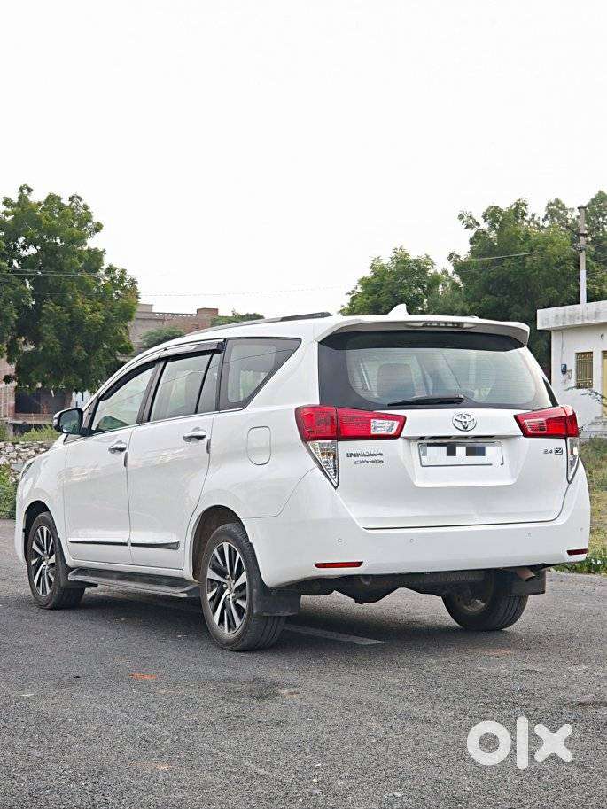 Toyota Innova Crysta 2.4 Z 7 Str, 2024, Diesel