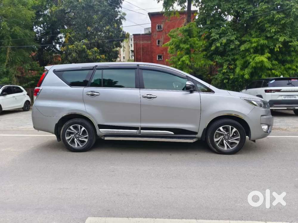 Toyota Innova Crysta [2020-ongoing] 2.4 Vx 7 Str, 2023, Diesel