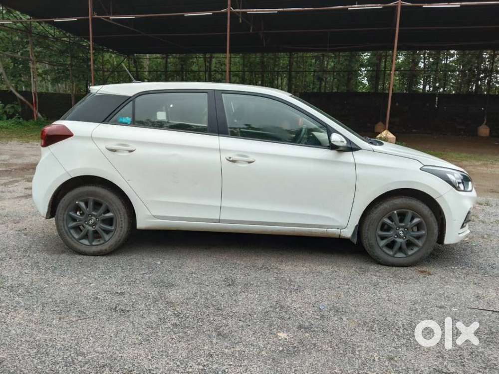 Hyundai I20 1.2 Sportz (o), 2019, Petrol