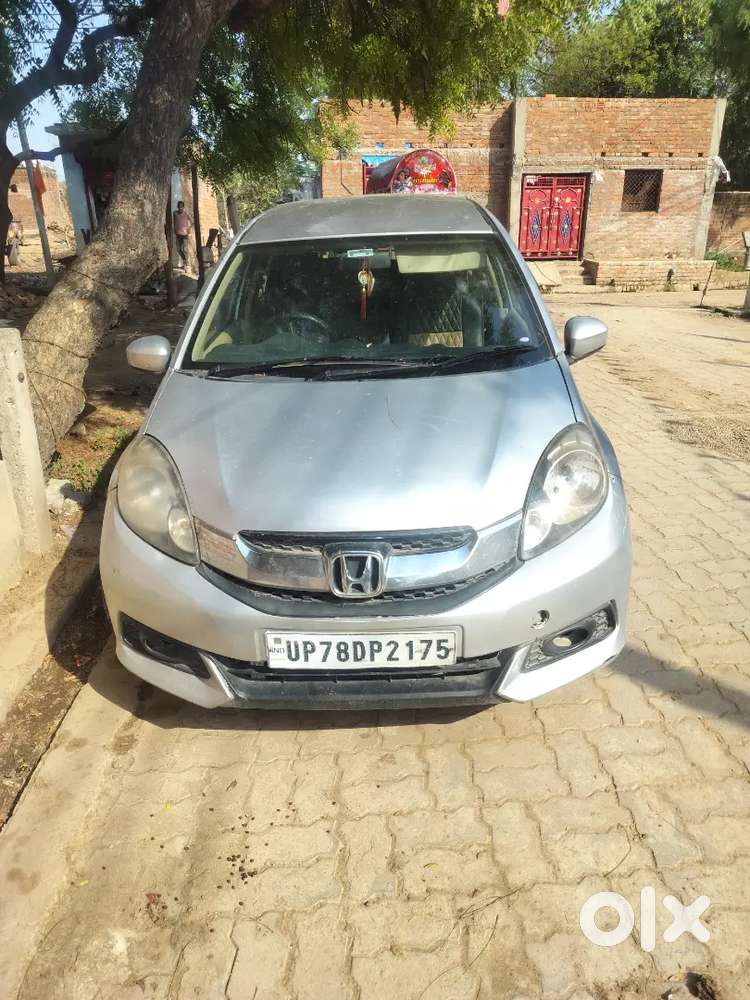 Honda Mobilio 2014 Diesel 80000 Km Driven