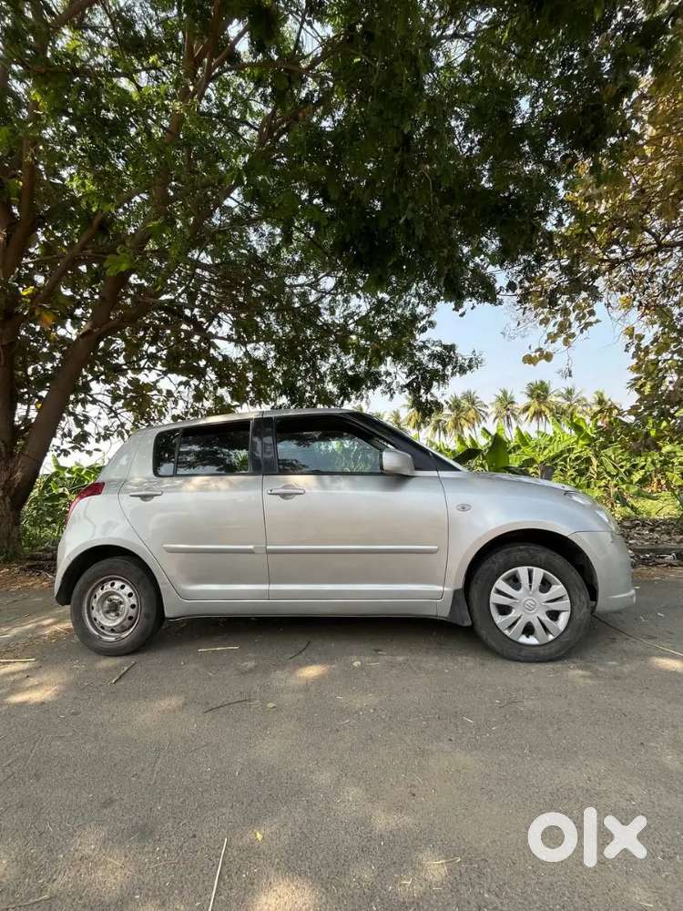 Maruti Suzuki Swift 2005 Petrol - Best Condition