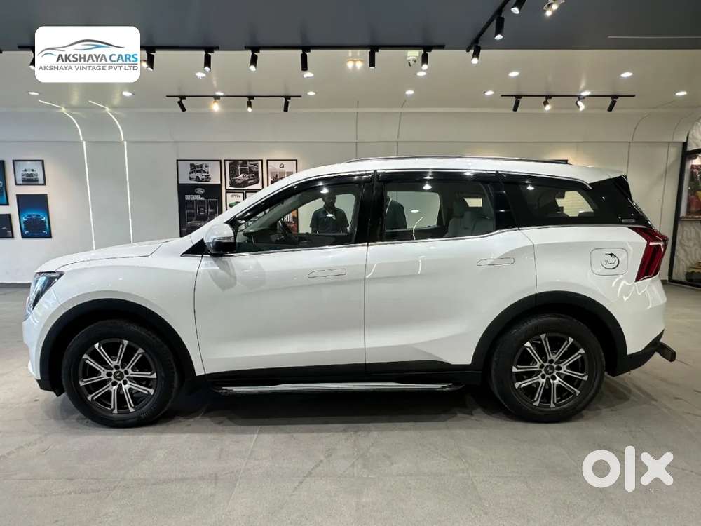 Mahindra Xuv700 2.2 Ax 7 Diesel At Luxury Pack Str Awd, 2022, Diesel