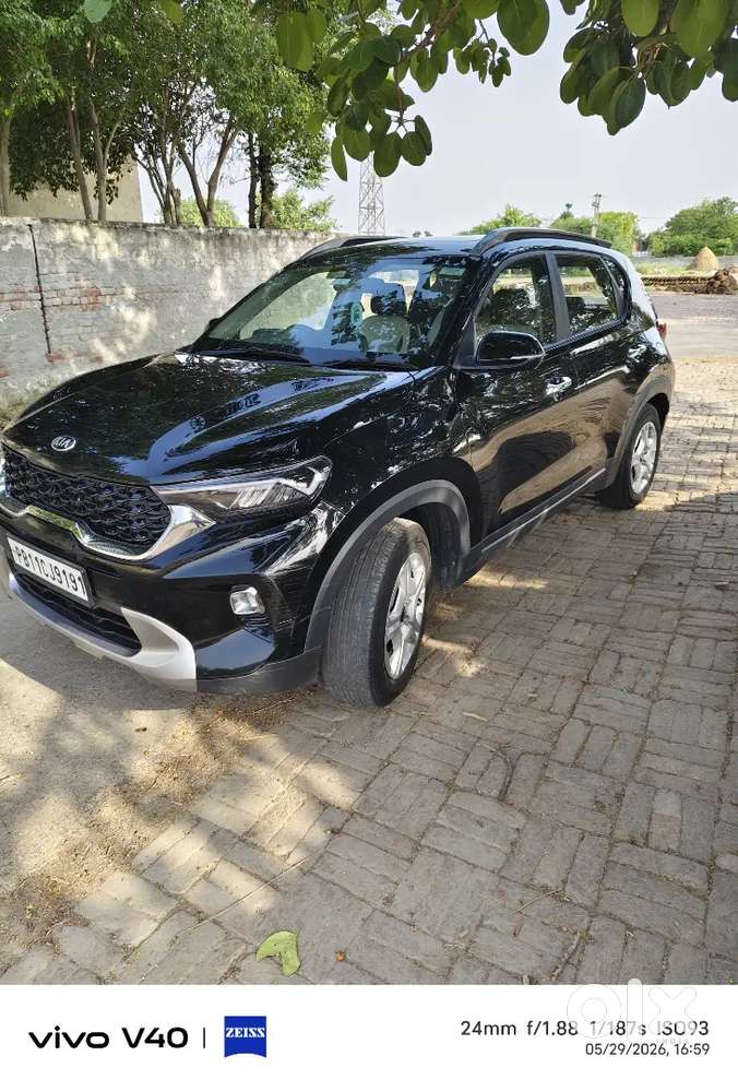 Kia Sonet 2021 Diesel Well Maintained