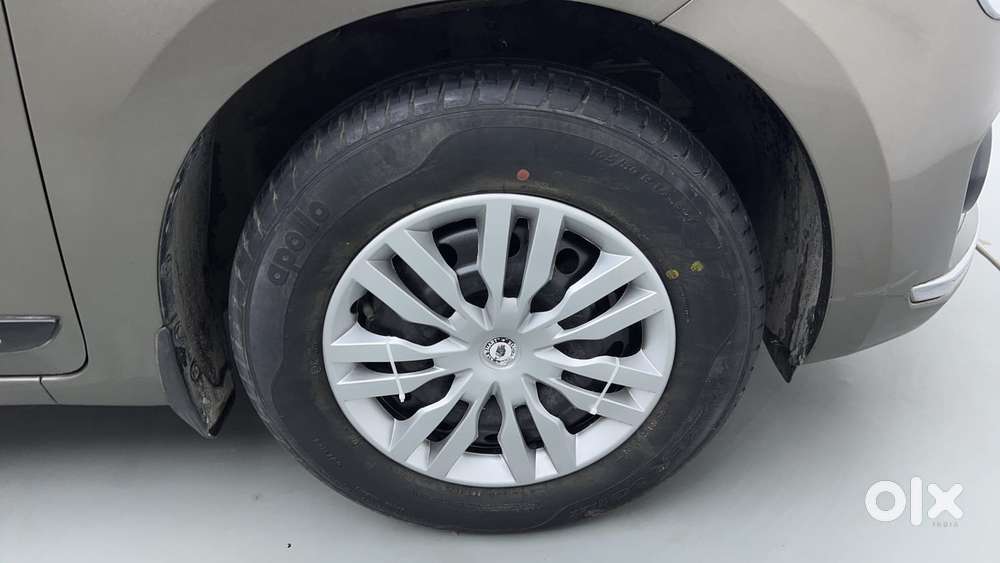 Maruti Suzuki Dzire 1.2 Vxi, 2019, Petrol