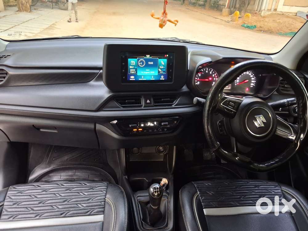 Maruti Suzuki Swift Vxi Optional, 2024