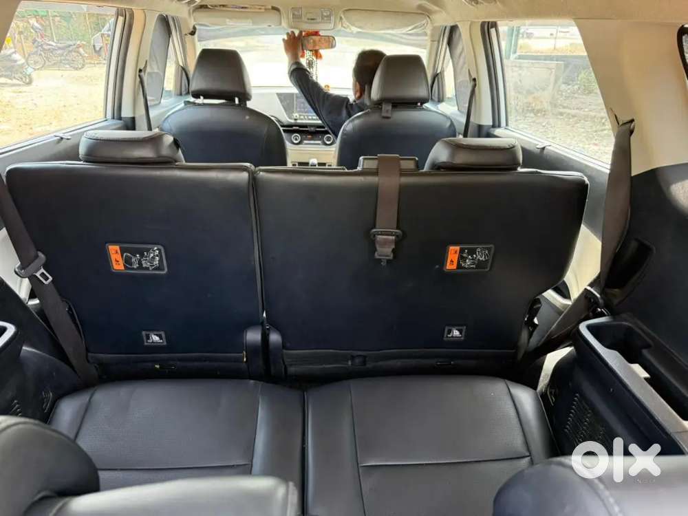 Kia Carens Prestige 2024