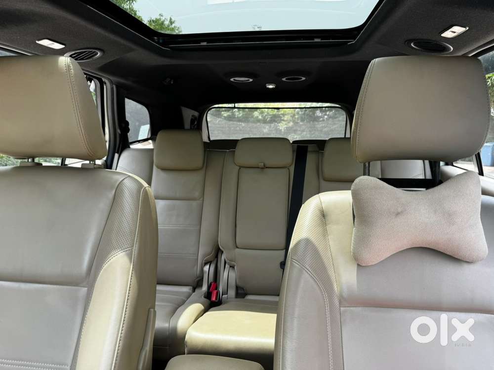 White Ford Endeavour Diesel July2018