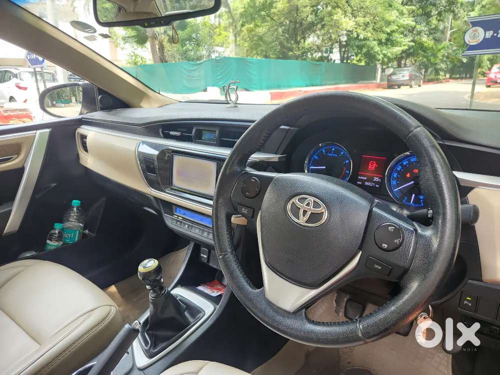 Toyota Corolla Altis 2015 Petrol Well Maintained