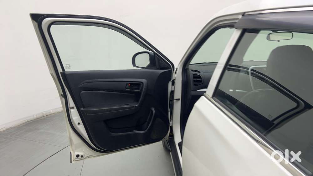 Maruti Suzuki Vitara Brezza 1.5 Lxi, 2020, Petrol
