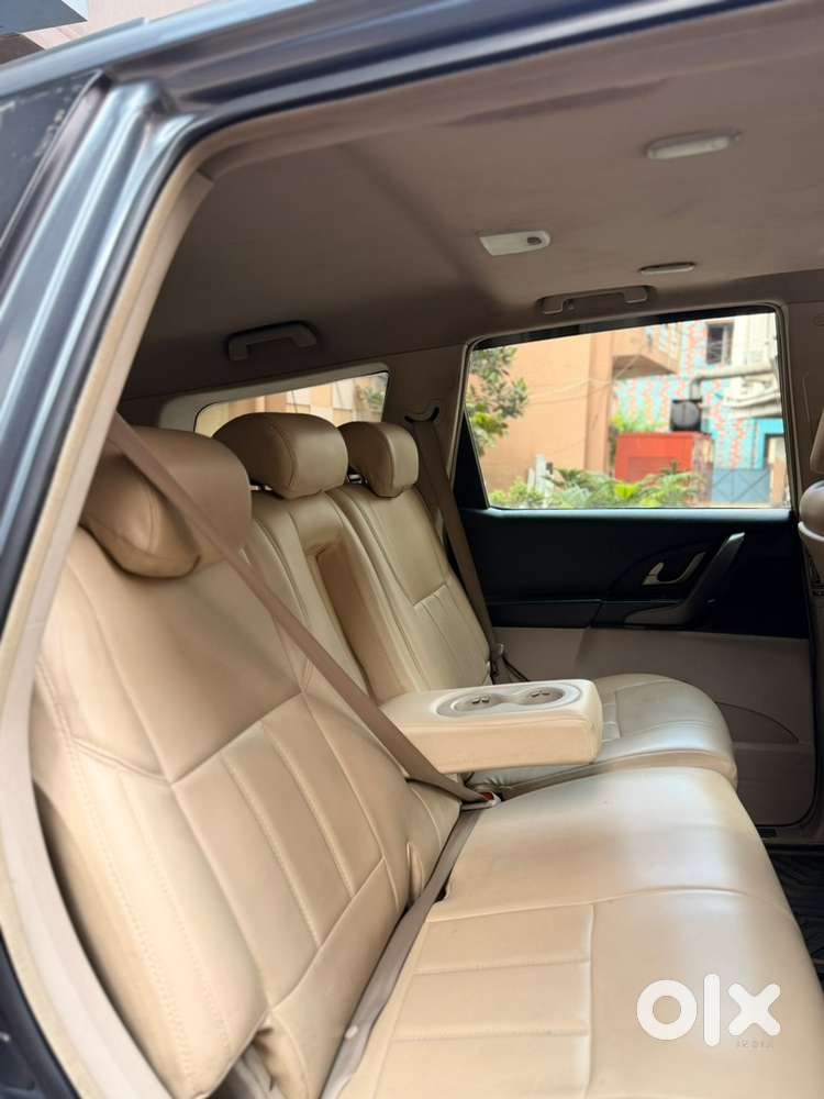 Xuv 500 W10 Diesel