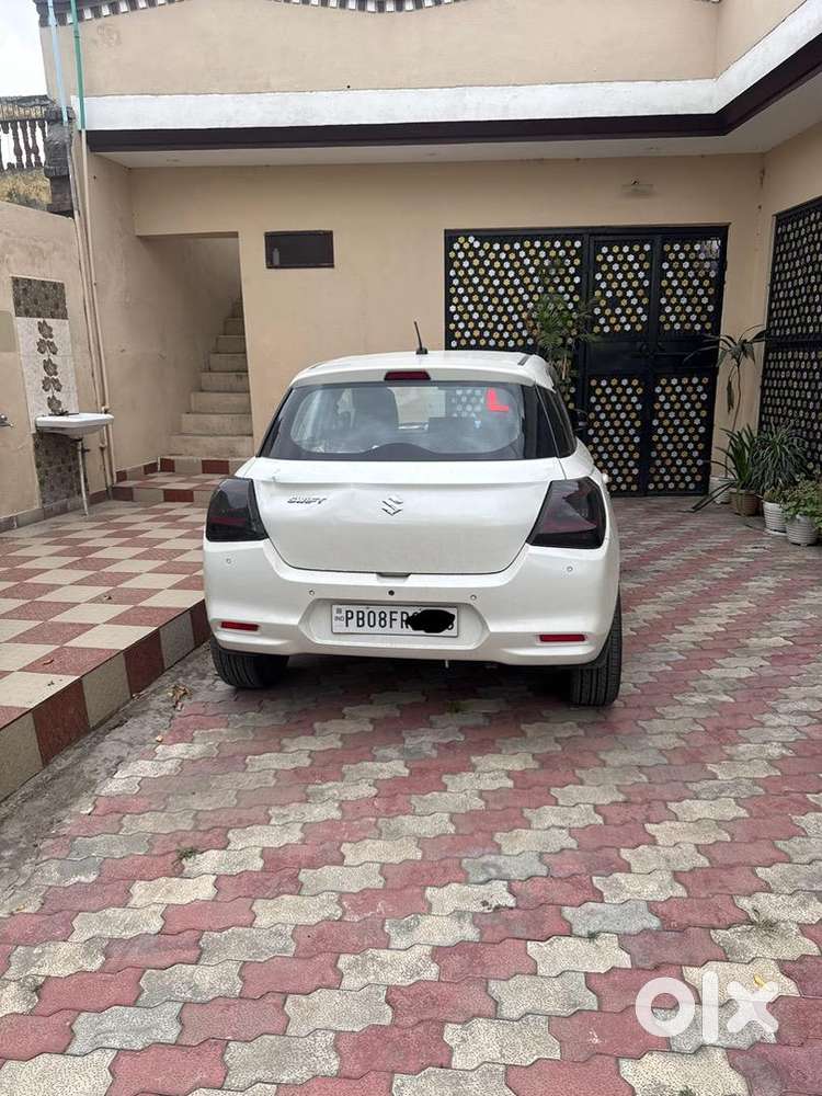 Maruti Suzuki Swift 2025 Vxi Optional Automatic