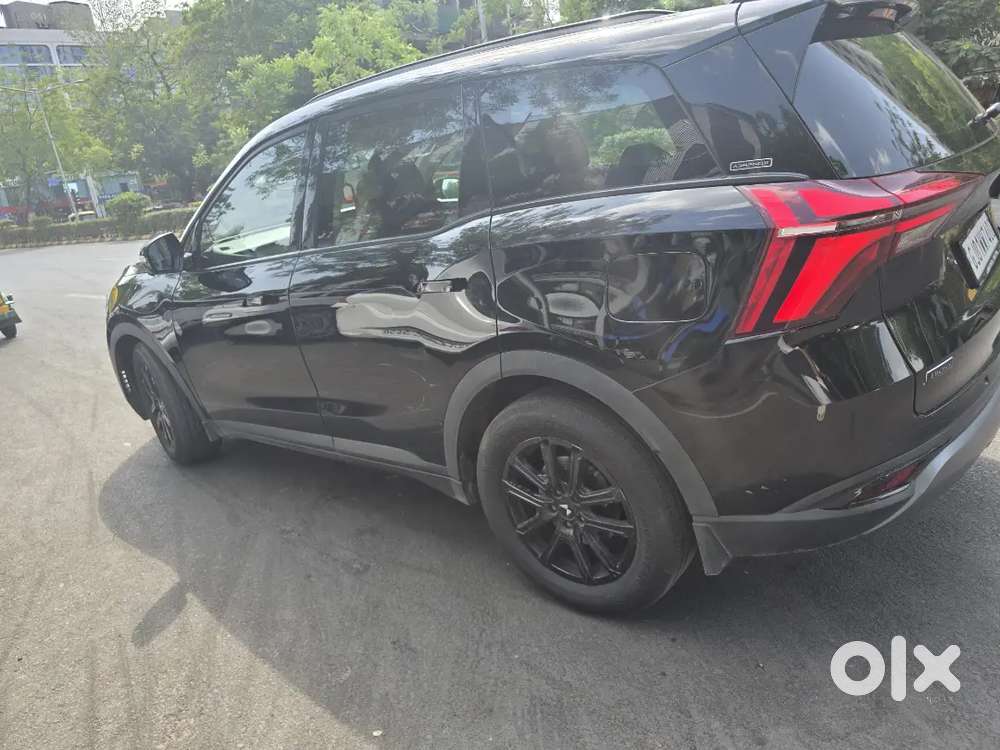 Mahindra Xuv700 2025 Diesel 9127 Km Driven