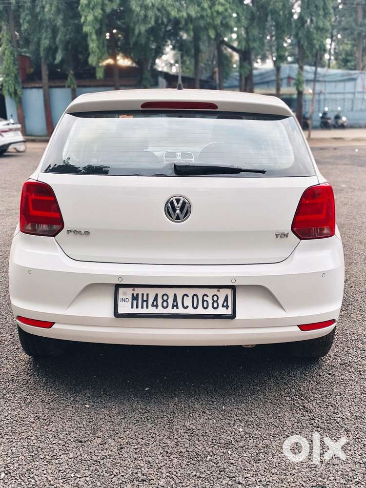 Volkswagen Polo Petrol Highline 1.6l, 2015, Diesel