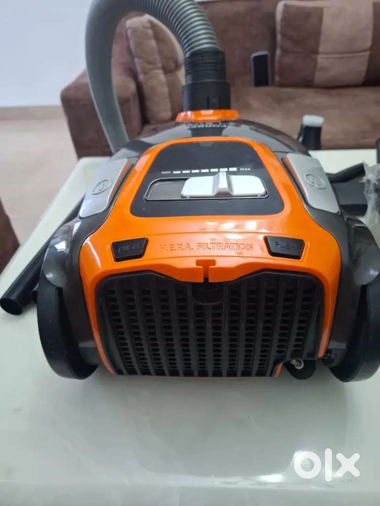 Eureka forbes Vacuum cleaner   1600 W High-Power Suction Motor