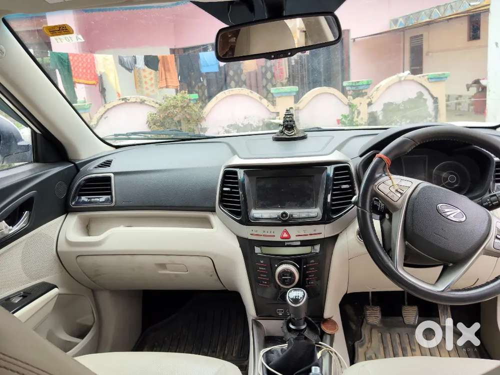 Mahindra Xuv 300 Diesel W8 ( 0 ) Top Model , With Sunroof , Diesel ,