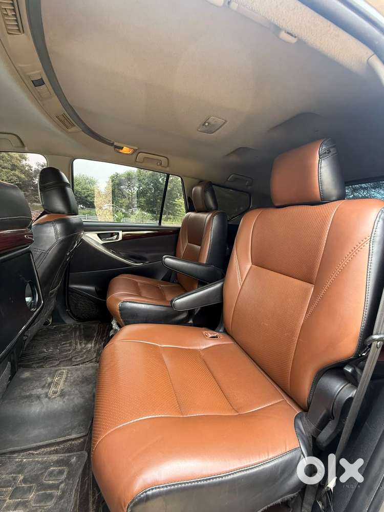Toyota Innova Crysta 2.8 Z, 2016, Diesel