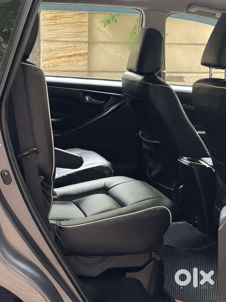 Toyota Innova Crysta 2.4 Gx Mt, 2016, Diesel