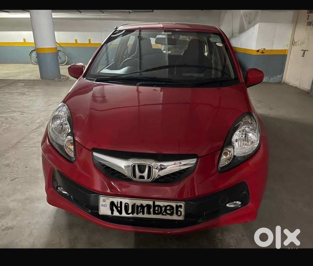 Honda Brio V Petrol 2012