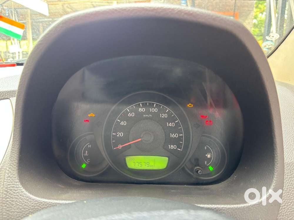 Hyundai Eon Magna +, 2013, Petrol