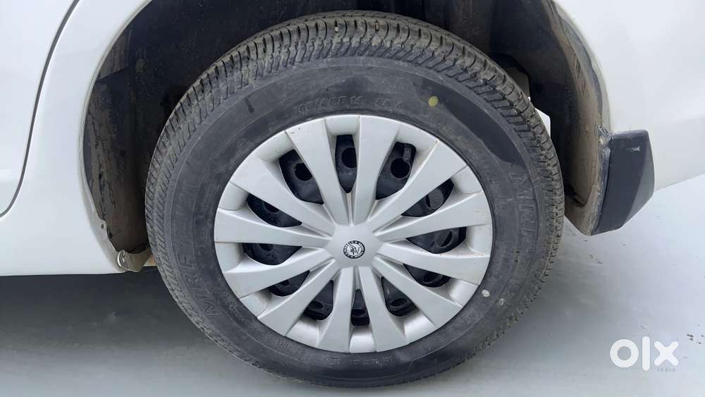 Maruti Suzuki Swift Dzire Vxi At, 2015, Petrol