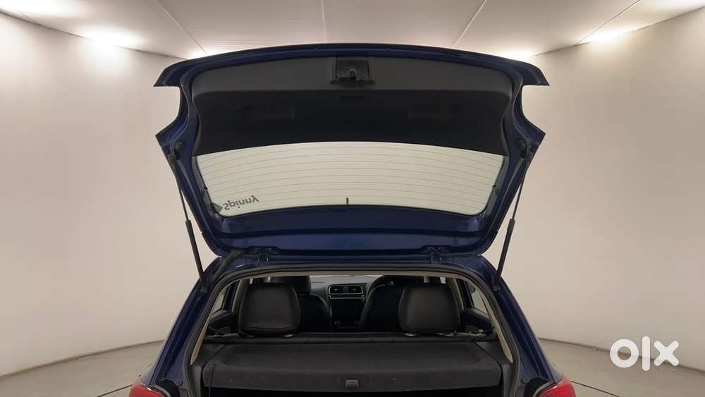 Volkswagen Polo Petrol Highline 1.2l, 2013, Petrol