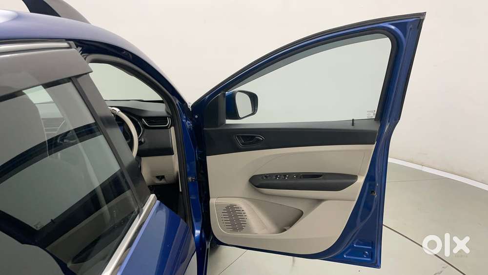 Renault Triber Rxt, 2020, Petrol