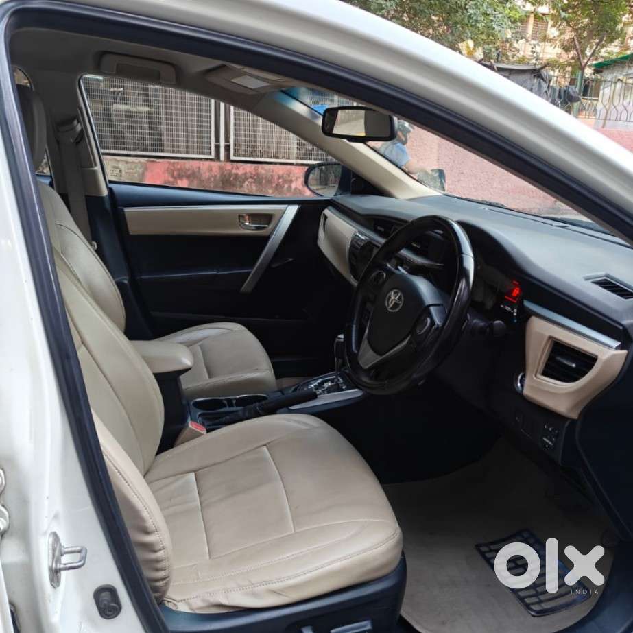 Toyota Corolla Altis 2013-2017 Vl At, 2014, Petrol