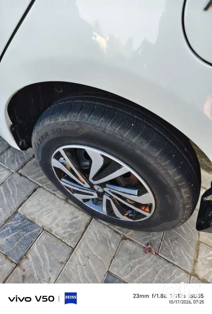 Maruti Suzuki Swift Lxi 2009 Car