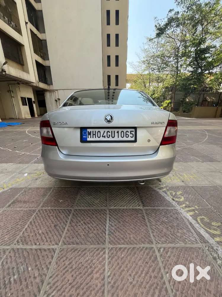 Skoda Rapid Elegance 2014 Diesel Automatic