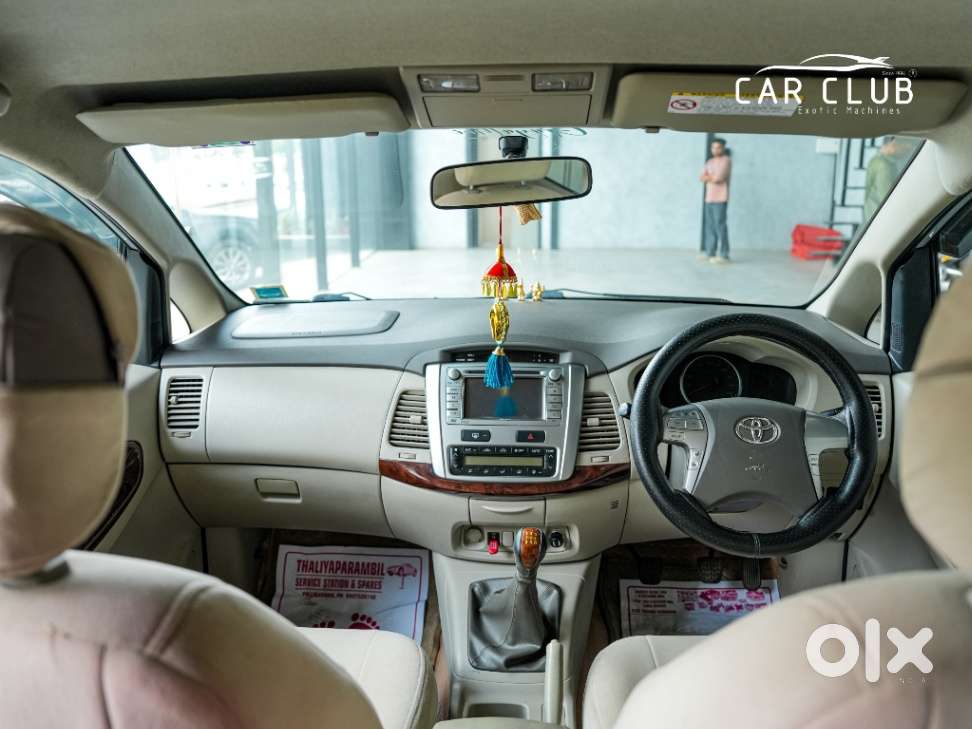 Toyota Innova 2.5 V 8 Str, 2013, Diesel