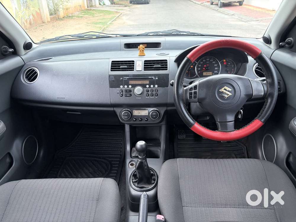 Maruti Suzuki Swift Zxi Bsiii, 2008, Petrol