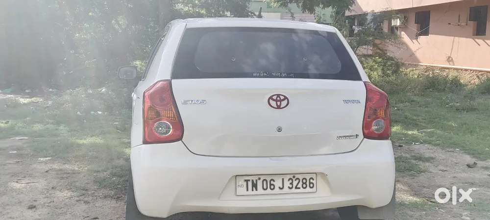 Toyota Etios Liva 2013