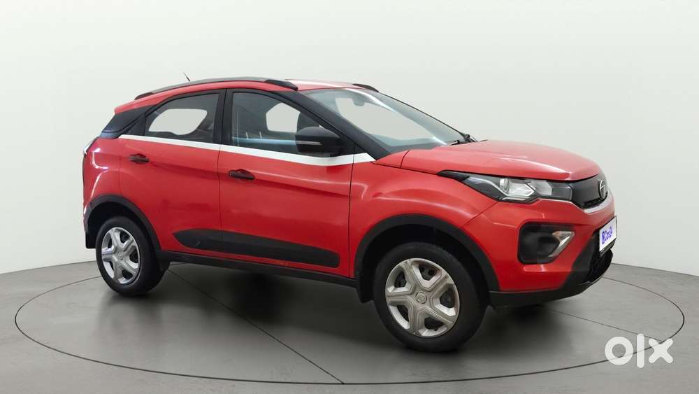 Tata Nexon 1.5 Revotorq Xma Amt (s), 2022, Petrol