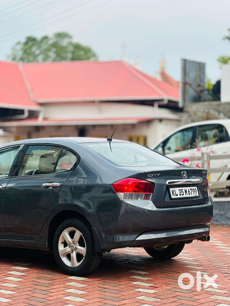 Honda City 2011-2013 V At Exclusive, 2010, Petrol