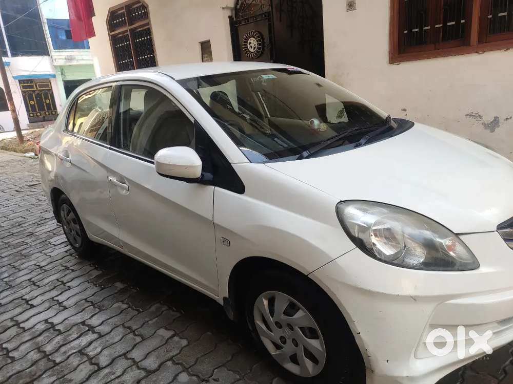 Good Condition Honda Amaze Car