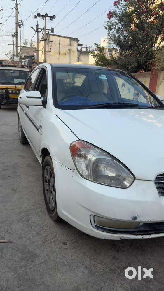 Hyundai Venue 2006 Diesel 220000 Km Driven